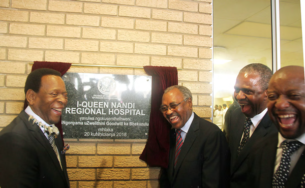 Unvieling of plaque at hospital renaming